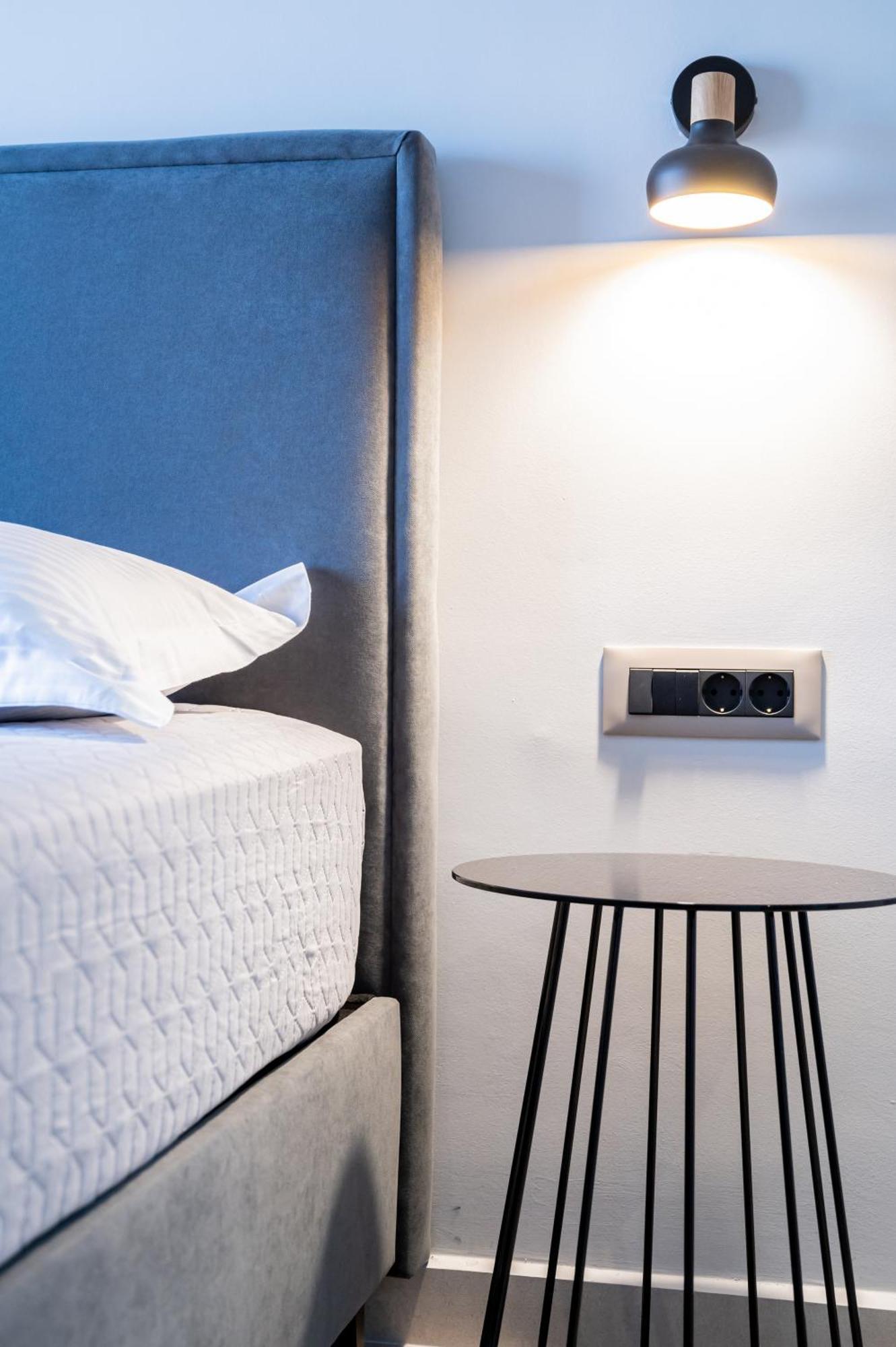 Yiannis Deluxe Apartment Ханья Экстерьер фото