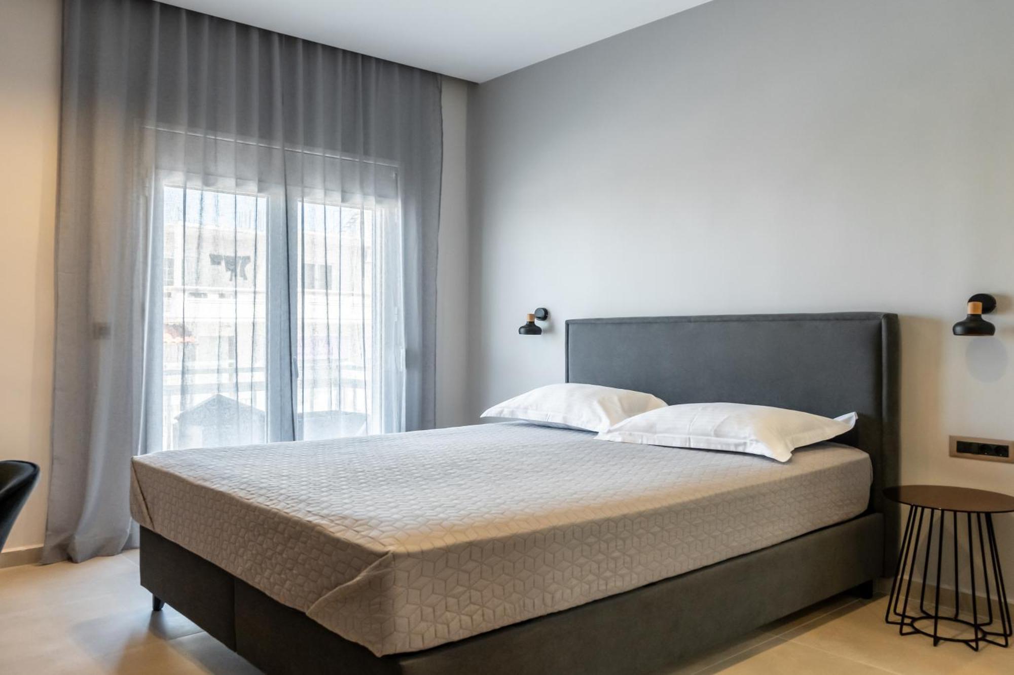 Yiannis Deluxe Apartment Ханья Экстерьер фото