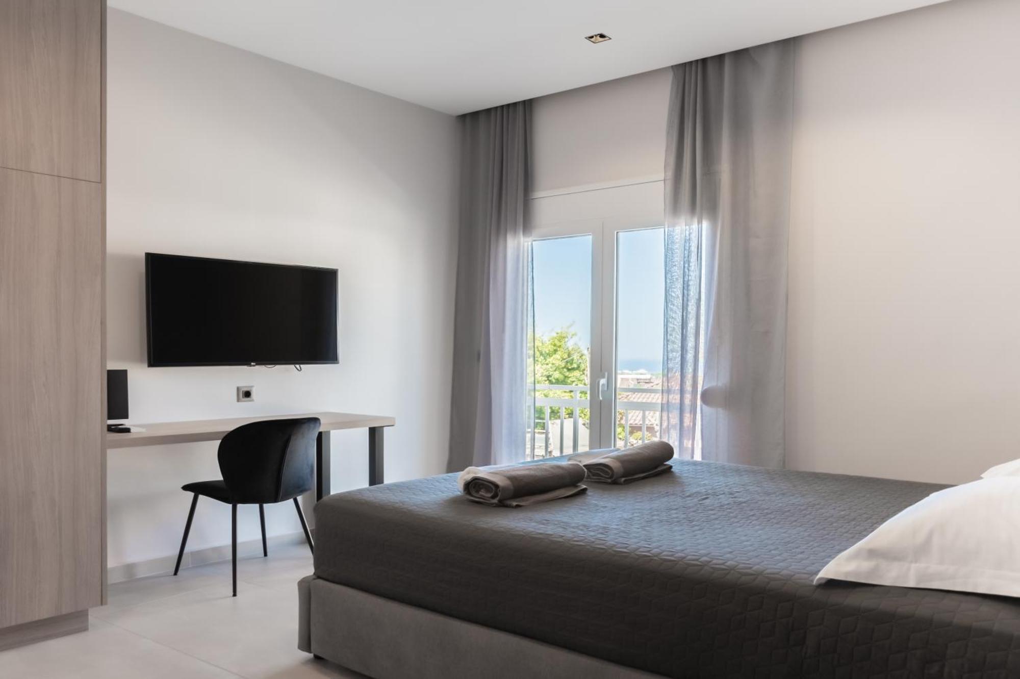 Yiannis Deluxe Apartment Ханья Экстерьер фото
